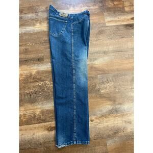Wrangler Men's distressed denim blue jeans 40 x 32